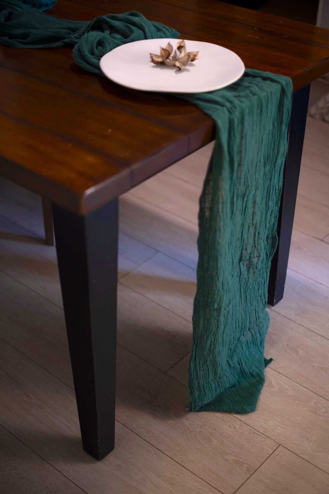 Camino de mesa "Simple", en gasa de algodón extra largo.